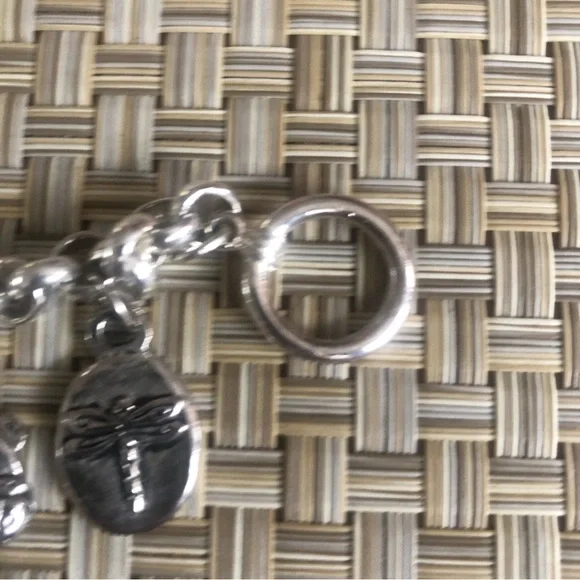 Cute Little Charm Bracelet with 7 charms including flowers , ladybug, butterfly - Picture 7 of 7